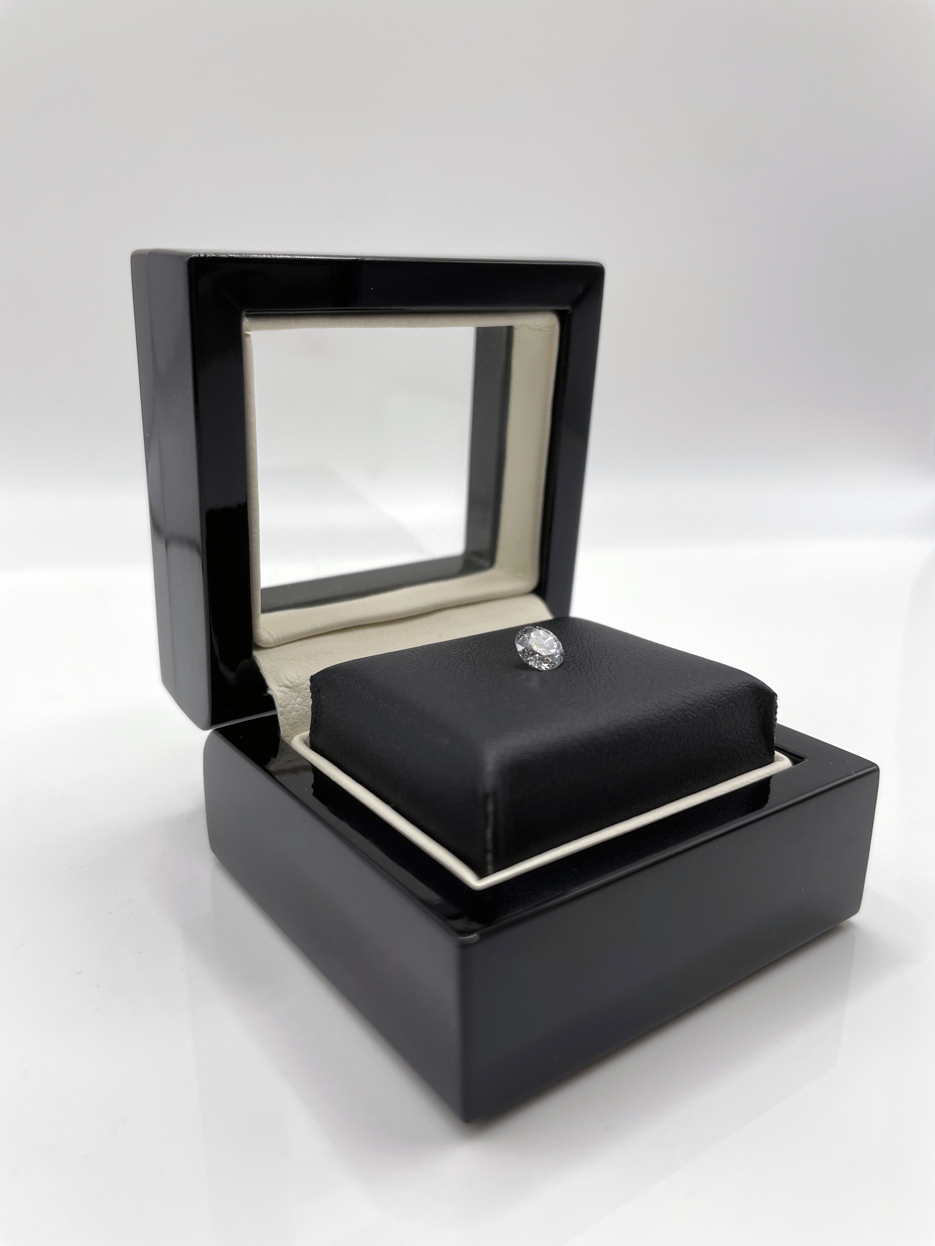 SemperFides Diamond in Box